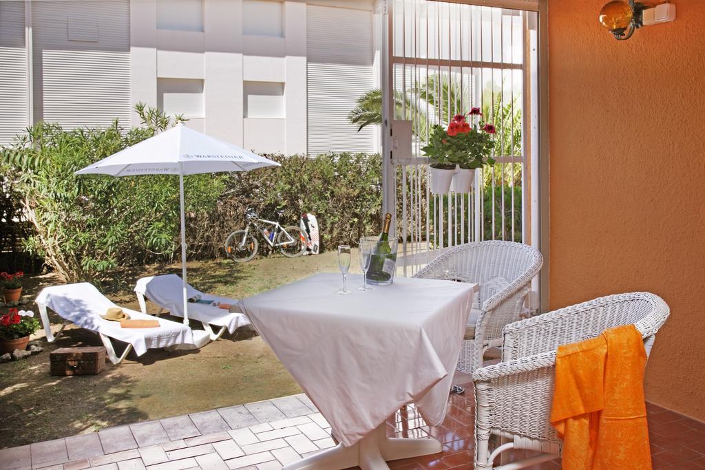Casa Adosada En Platja De Pals By Apartaments Golf Luaran gambar